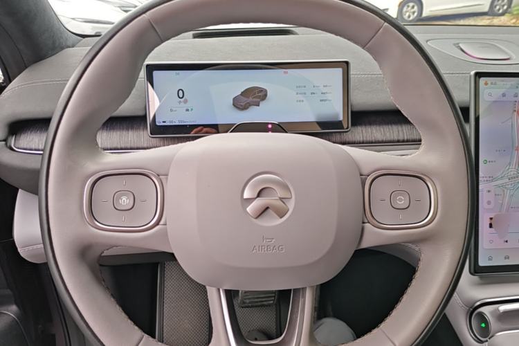 Used Nio EC6 2024 75 kWh Steering Wheel