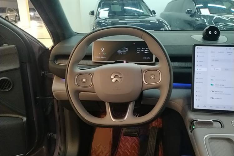 Used Nio EC6 2024 75 kWh Steering Wheel