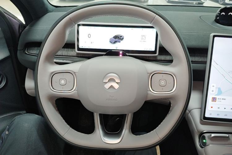 Used Nio EC6 2024 75 kWh Steering Wheel