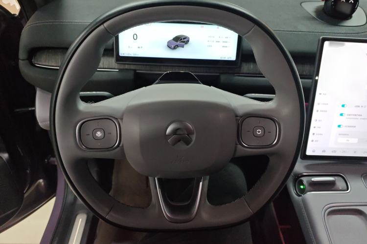 Used Nio EC6 2024 75 kWh Steering Wheel