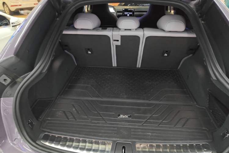 Used Nio EC6 2024 75 kWh Trunk