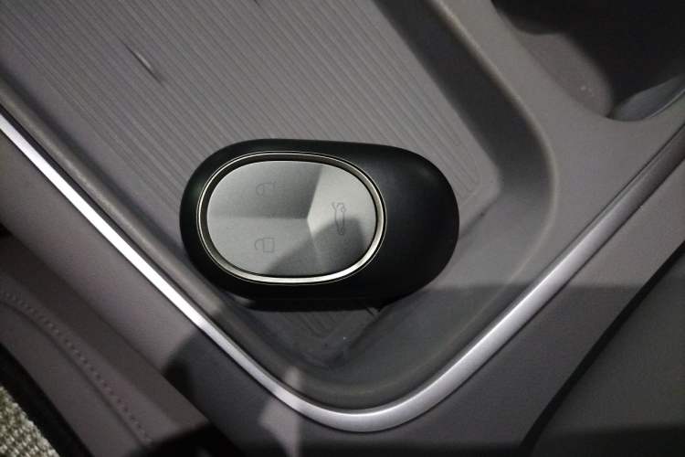 Used Nio EC6 2024 100 kWh Vehicle Key