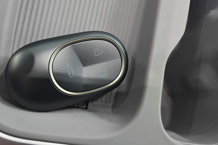 Used Nio EC6 2024 75 kWh Vehicle Key