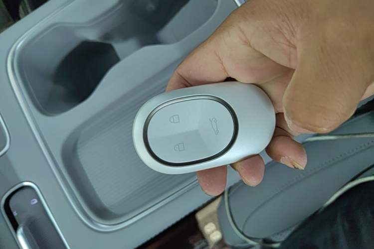 Used Nio EC6 2024 75 kWh Vehicle Key