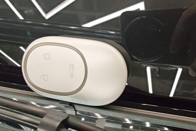 Used Nio EC6 2024 75 kWh Vehicle Key
