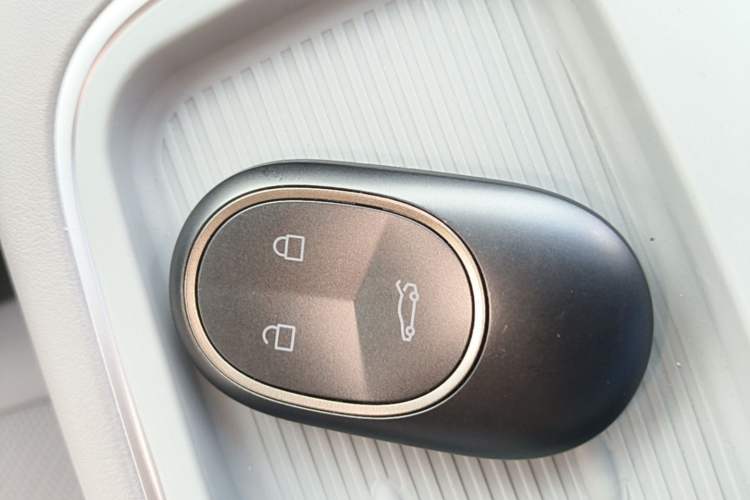 Used Nio EC6 2024 75 kWh Vehicle Key