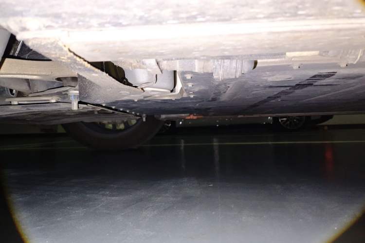 Used Nio EC6 2024 75 kWh Chassis Front Left