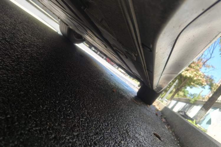 Used Nio EC6 2024 75 kWh Chassis Rear Right