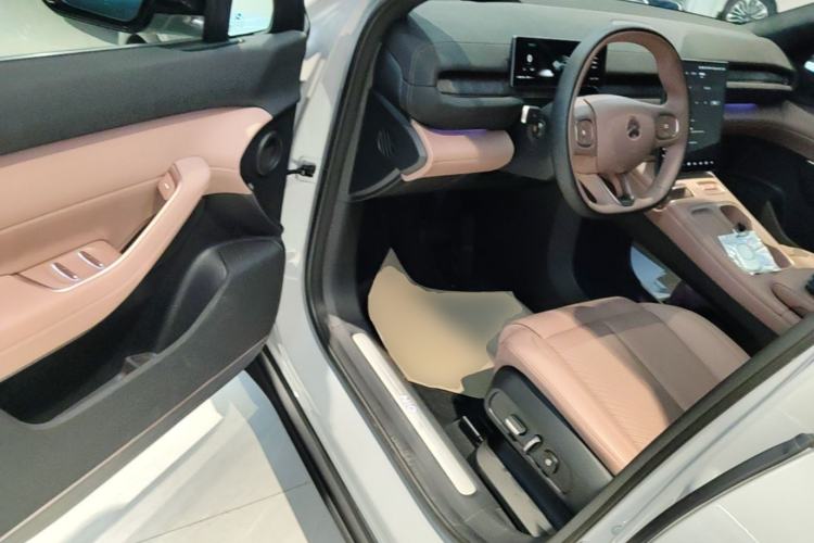 Used Nio EC6 2024 75 kWh Driver Seat