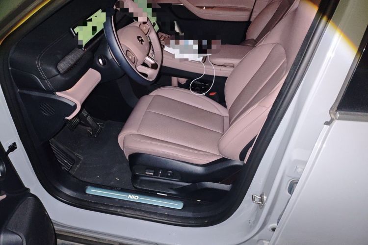 Used Nio EC6 2024 75 kWh Driver Seat