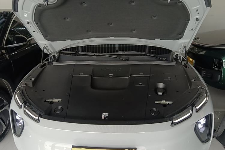 Used Nio EC6 2024 75 kWh Engine Bay
