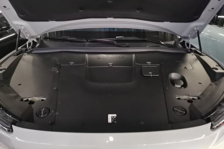 Used Nio EC6 2024 75 kWh Engine Bay