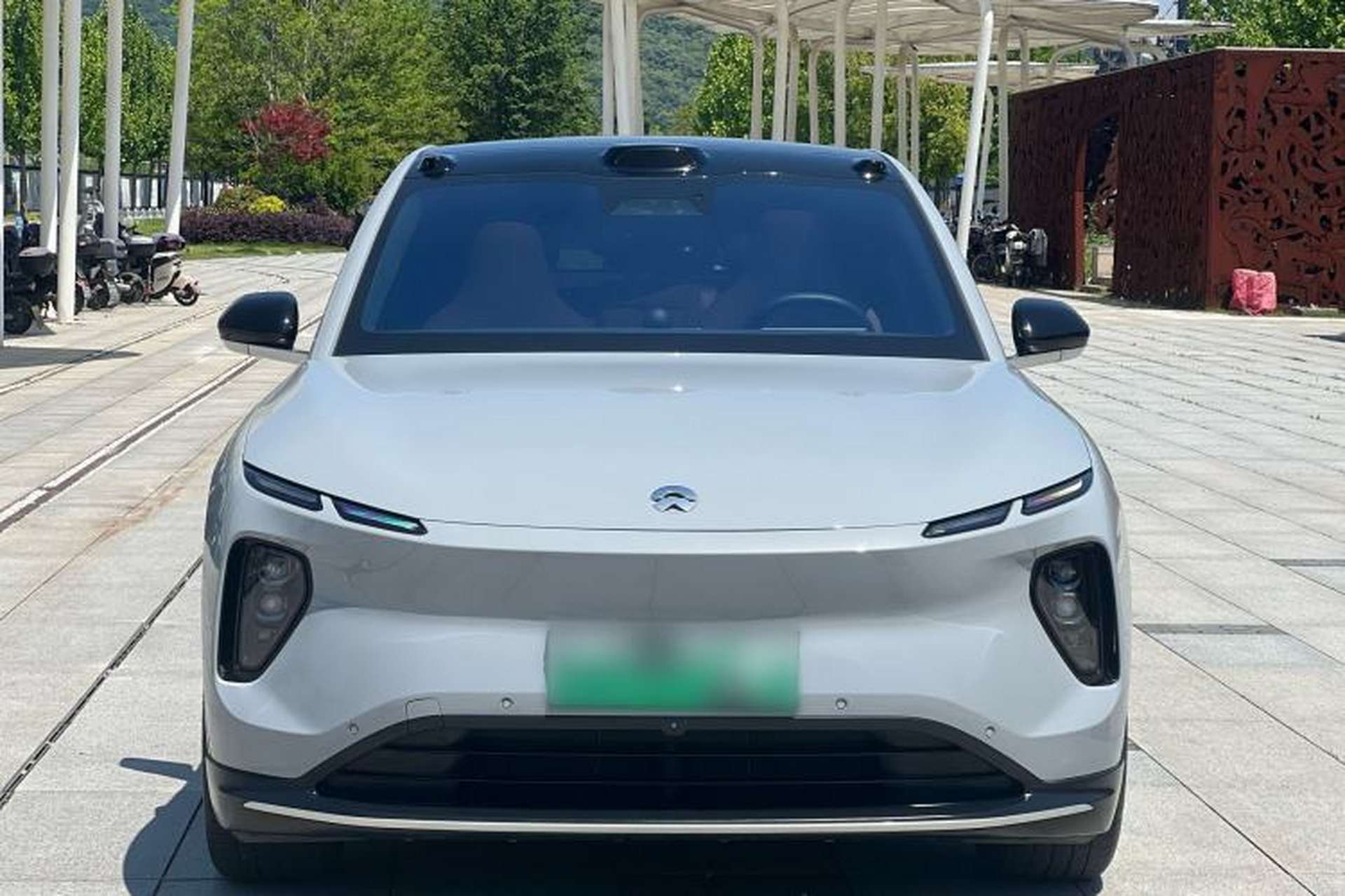 Used Nio EC6 2024 75 kWh Exterior 2