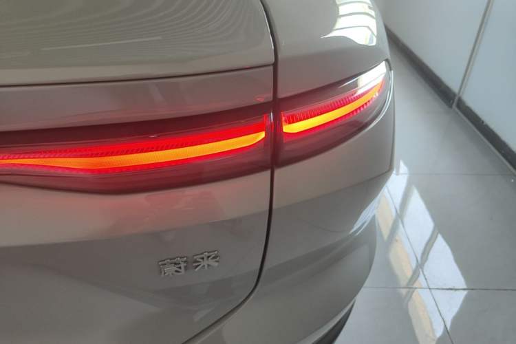 Used Nio EC6 2024 75 kWh Exterior 3