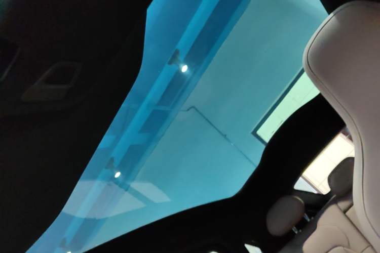 Used Nio EC6 2024 75 kWh Headliner