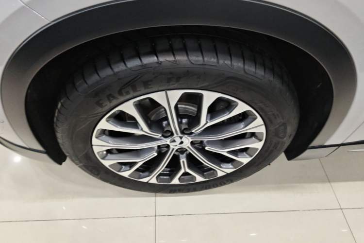 Used Nio EC6 2024 75 kWh Left Front Wheel Hub