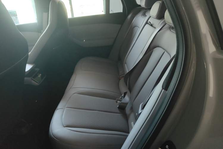 Used Nio EC6 2024 75 kWh Left Rear Seat