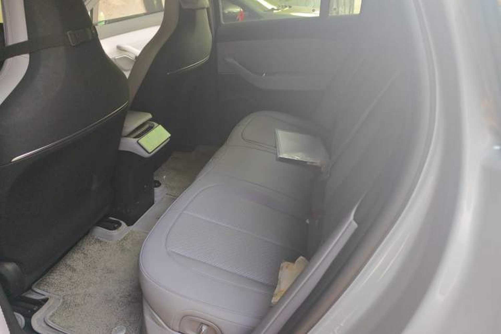 Used Nio EC6 2024 75 kWh Left Rear Seat