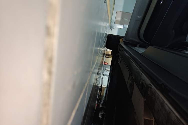 Used Nio EC6 2024 75 kWh Left Side Sill