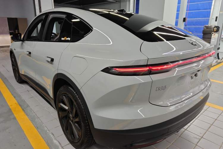 Used Nio EC6 2024 75 kWh Rear Left 45 Deg
