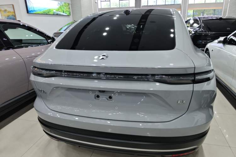 Used Nio EC6 2024 75 kWh Rear