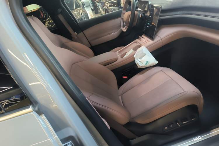 Used Nio EC6 2024 75 kWh Right Front Seat