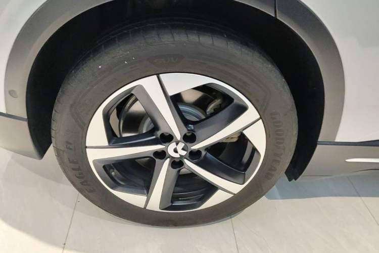 Used Nio EC6 2024 75 kWh Right Rear Wheel Hub