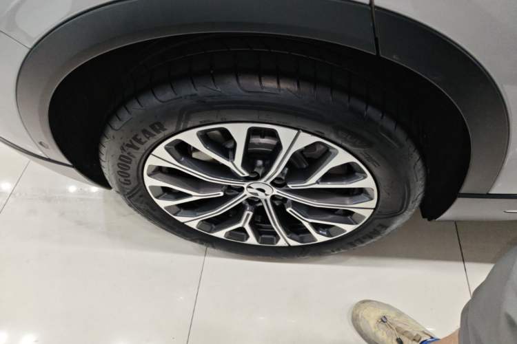 Used Nio EC6 2024 75 kWh Right Rear Wheel Hub