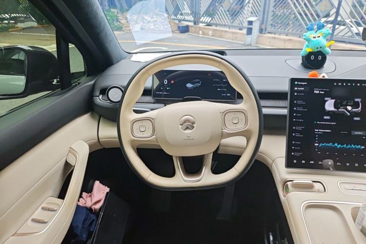 Used Nio EC6 2024 75 kWh Steering Wheel