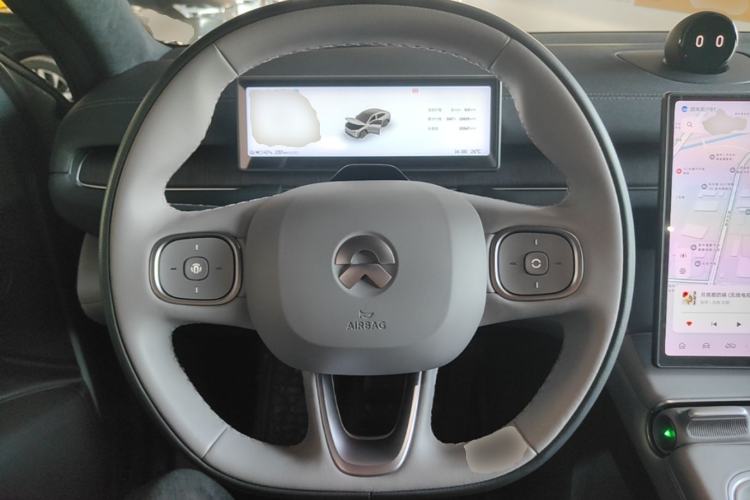 Used Nio EC6 2024 75 kWh Steering Wheel