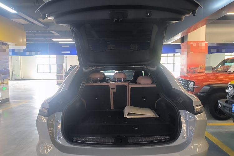 Used Nio EC6 2024 75 kWh Trunk