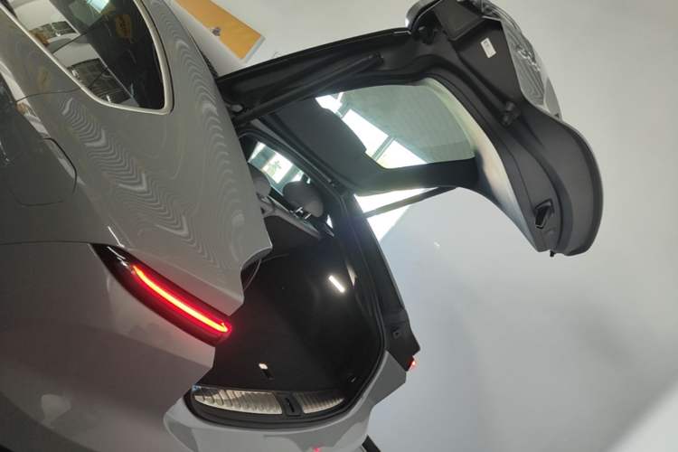 Used Nio EC6 2024 75 kWh Trunk