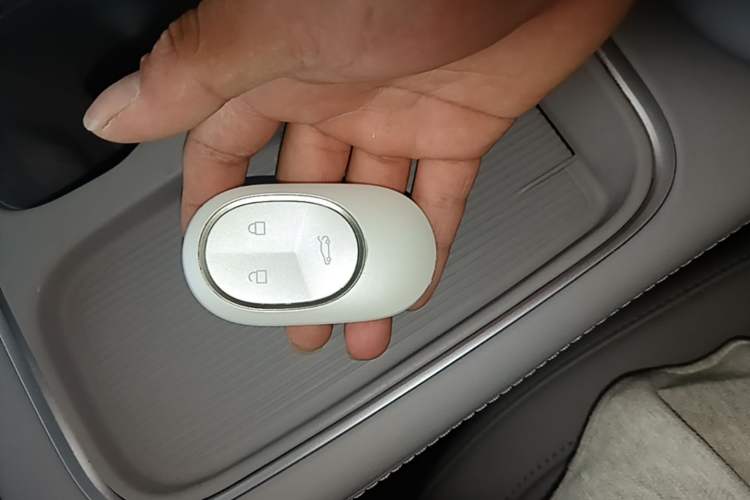 Used Nio EC6 2024 75 kWh Vehicle Key