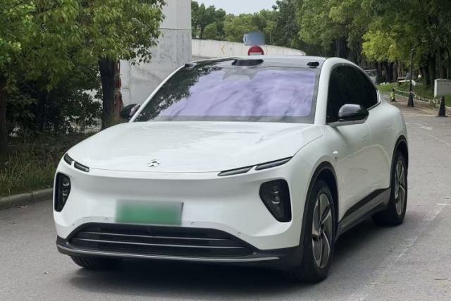 Used Nio EC6 2024 75 kWh