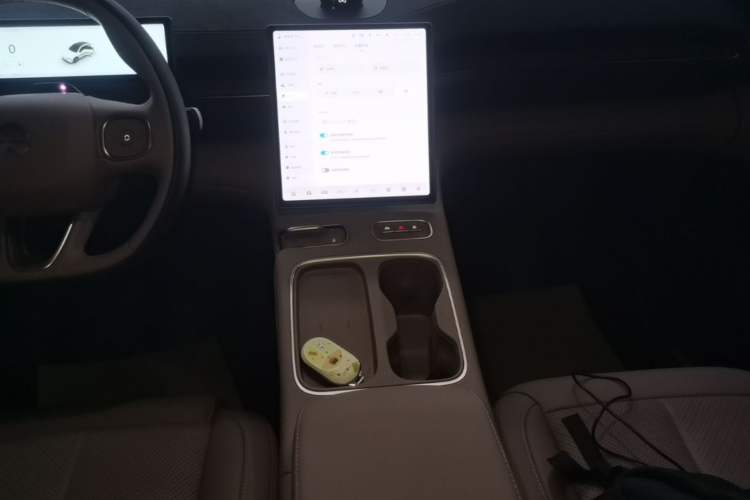 Used Nio EC6 2024 75 kWh Audio And AC Panel