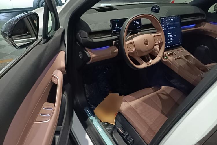 Used Nio EC6 2024 75 kWh Driver Seat