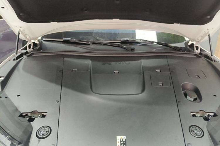 Used Nio EC6 2024 75 kWh Engine Bay