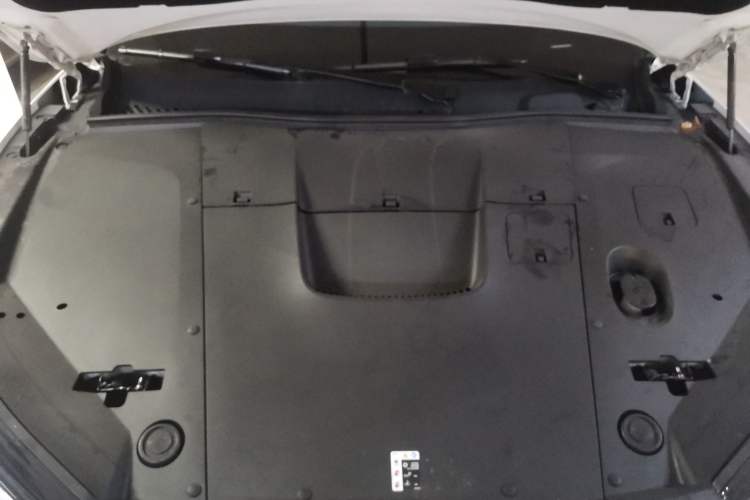 Used Nio EC6 2024 75 kWh Engine Bay