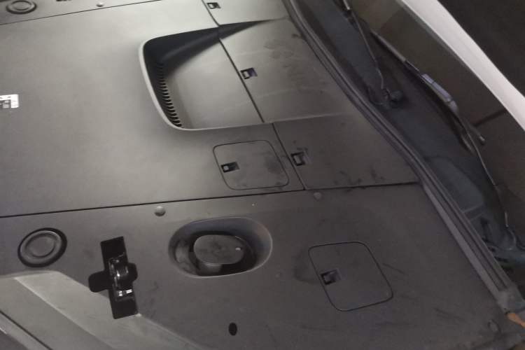 Used Nio EC6 2024 75 kWh Engine Bay Right
