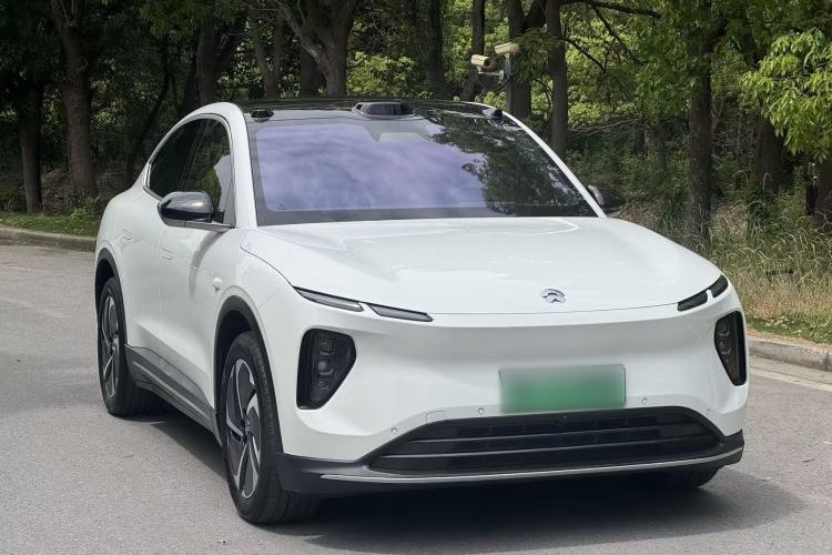 Used Nio EC6 2024 75 kWh Exterior 2