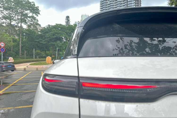 Used Nio EC6 2024 100 kWh Exterior 2