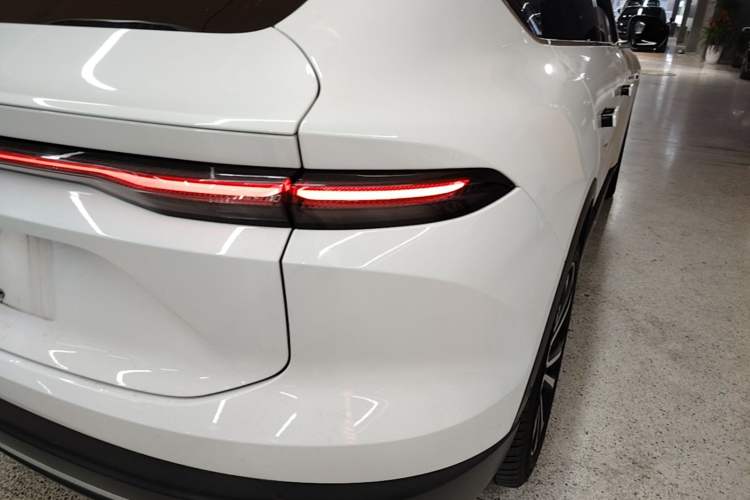 Used Nio EC6 2024 75 kWh Exterior 3