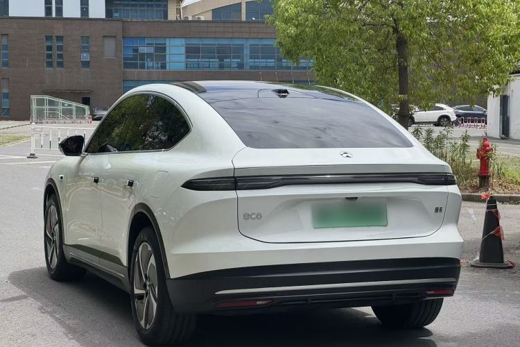 Used Nio EC6 2024 75 kWh Exterior 4