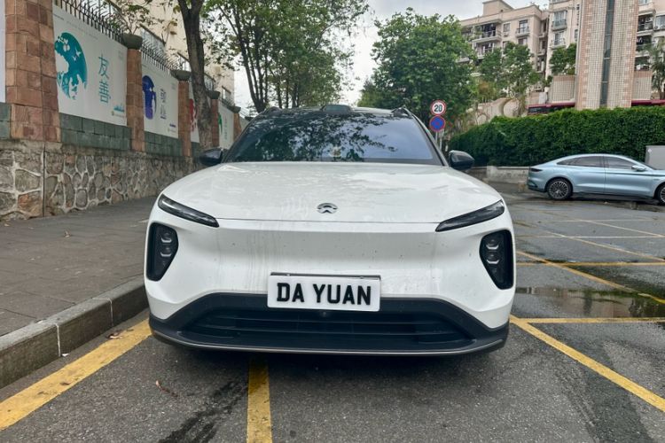 Used Nio EC6 2024 100 kWh Exterior 5