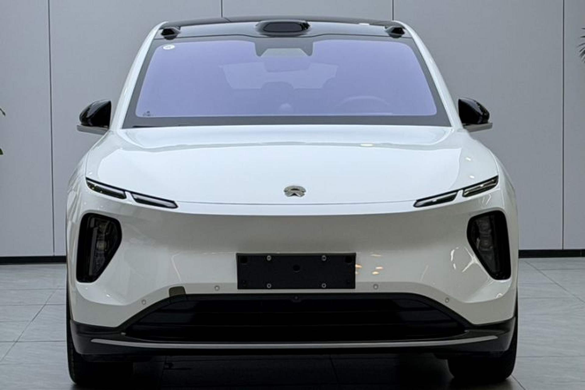 Used Nio EC6 2024 75 kWh Exterior 5