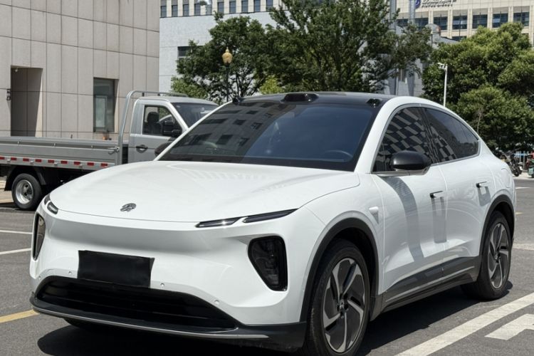 Used Nio EC6 2024 75 kWh Exterior 7