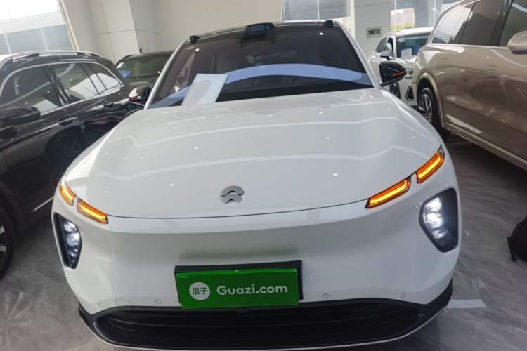 Used Nio EC6 2024 75 kWh Front