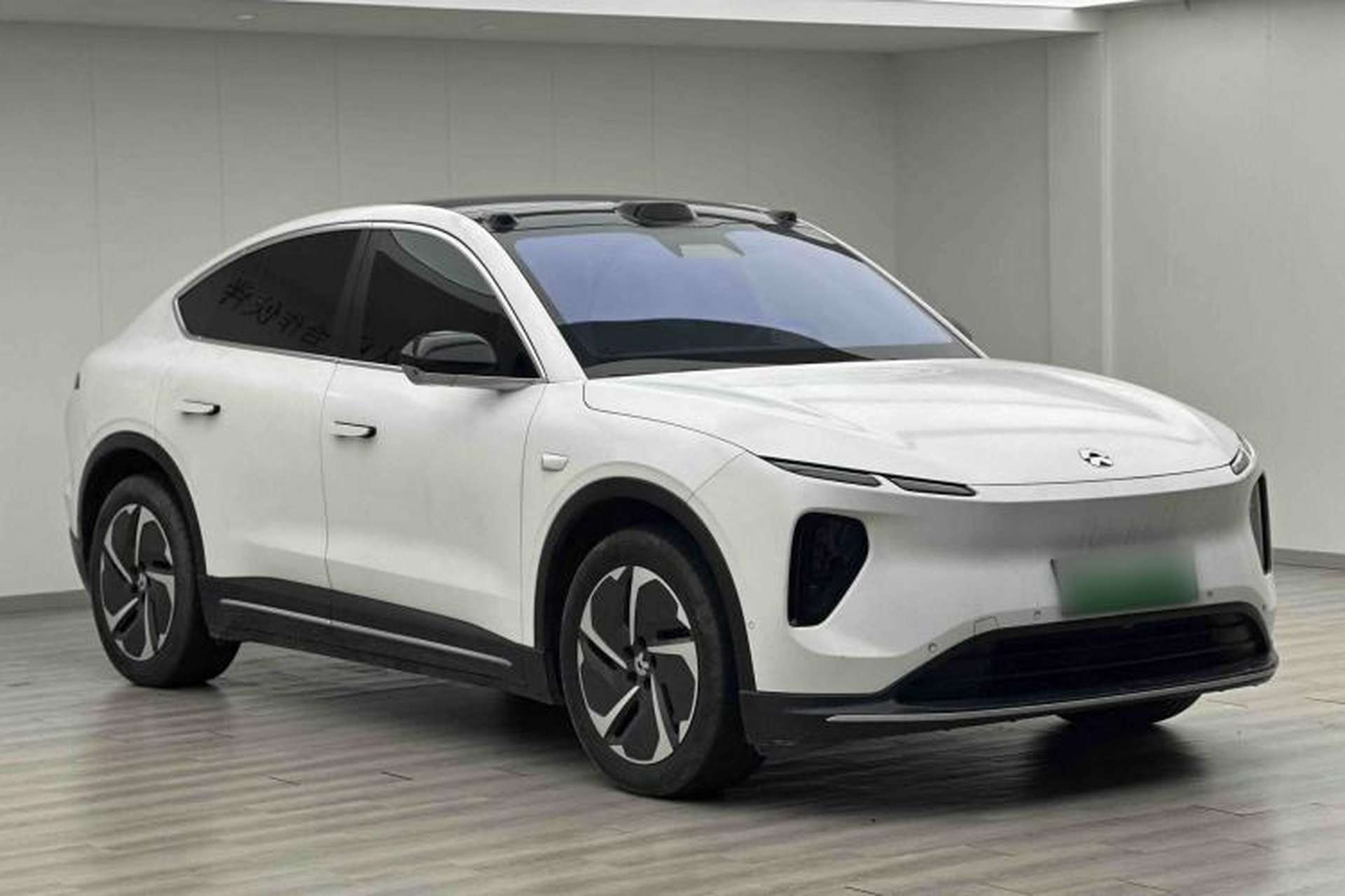 Used Nio EC6 2024 75 kWh Front Right 45 Deg
