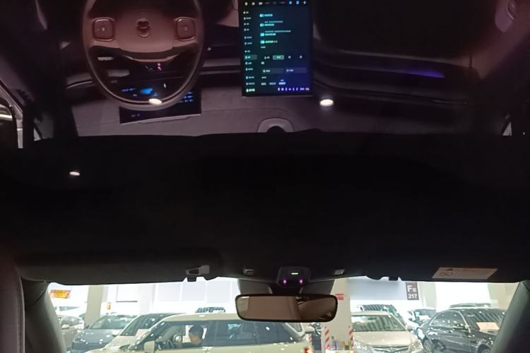 Used Nio EC6 2024 75 kWh Headliner