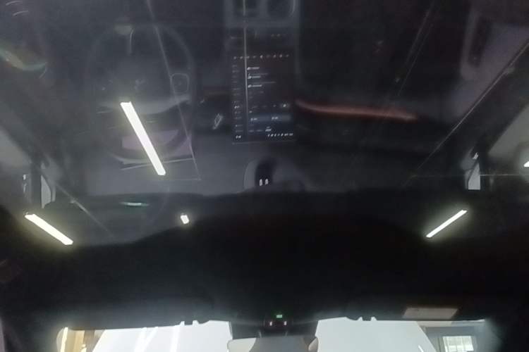 Used Nio EC6 2024 75 kWh Headliner